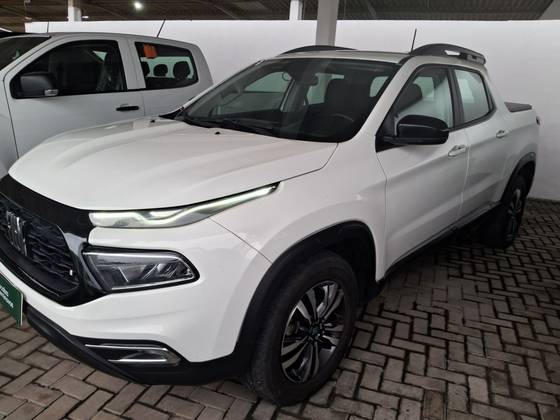 FIAT TORO 1.3 TURBO 270 FLEX FREEDOM AT6 FIAT TORO 1.3 TURBO 270 FLEX FREEDOM AT6